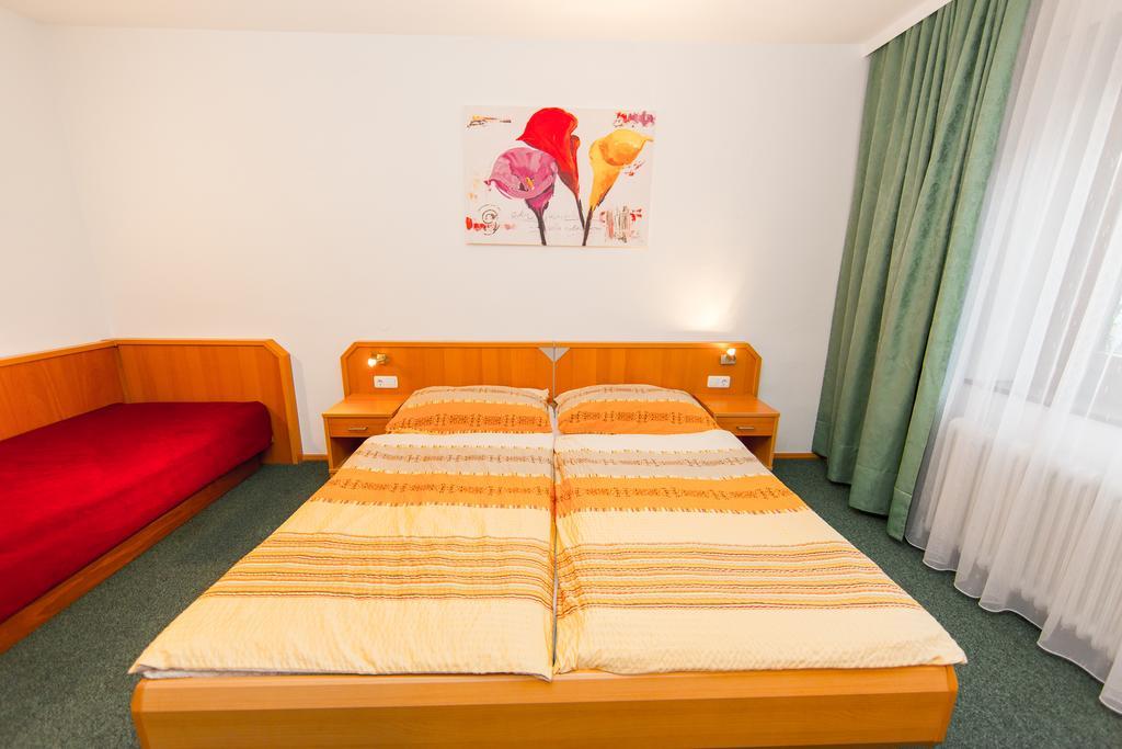 Pension La Mamma Aschach an der Donau Exterior photo